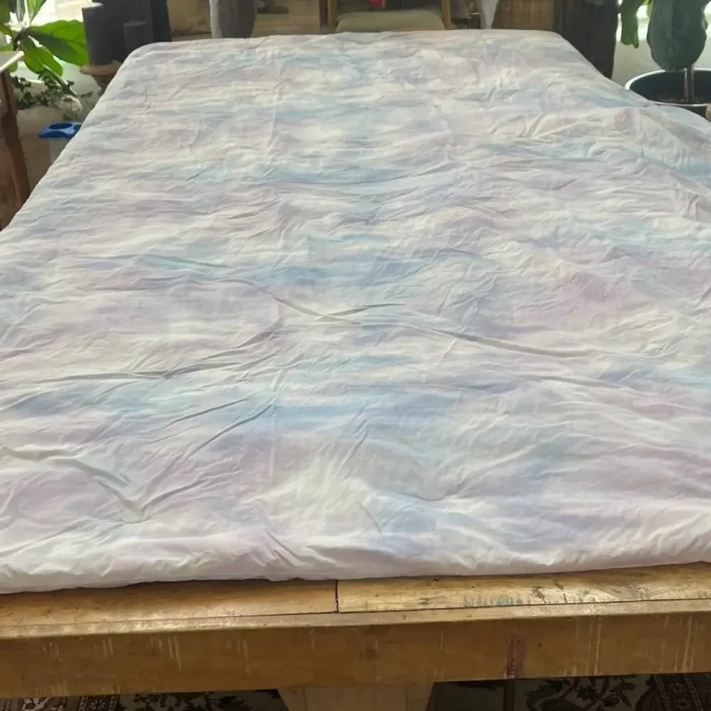 Pottery Barn Teen Dorm Tie Dye Comforter Full Queen Size